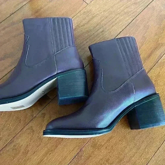 42 GOLD Womens Miley Burgundy Leather. SIZE 8 BRAND NEW - Picture 6 of 11